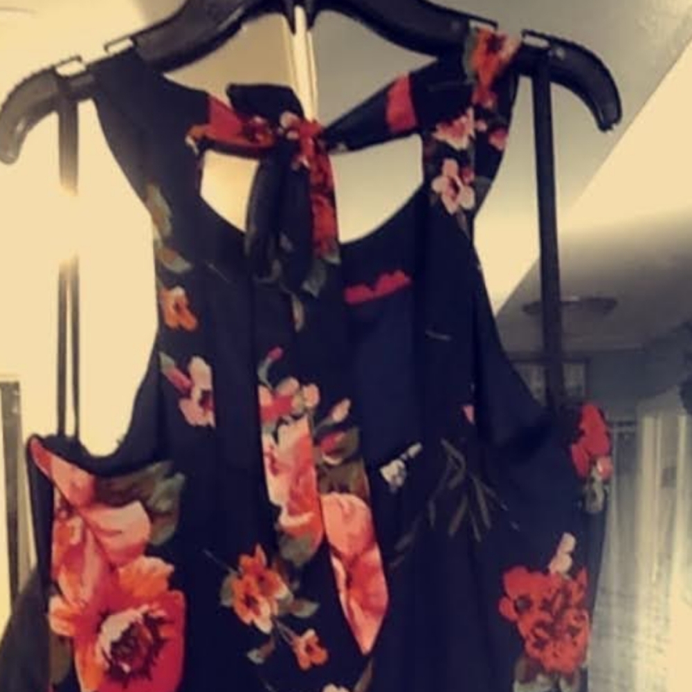 Women's dress